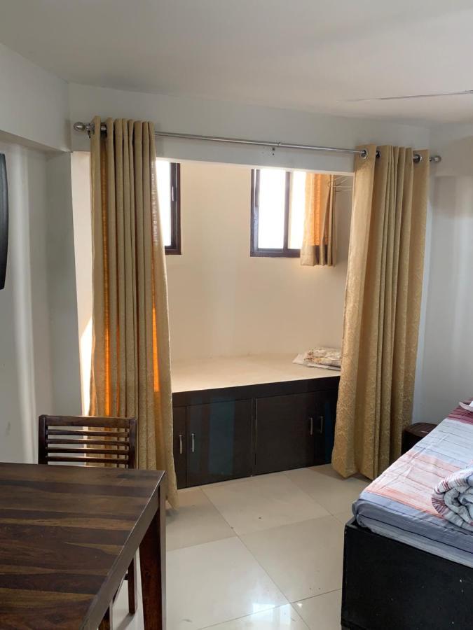 Kamil'S Studio Apartment ラクナウ エクステリア 写真